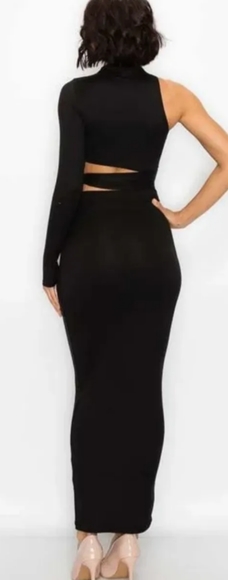 Cut-Out Maxi Dress - Picture 2 of 4